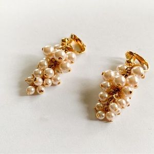 Vintage 1950 faux pearl Grape Earrings.